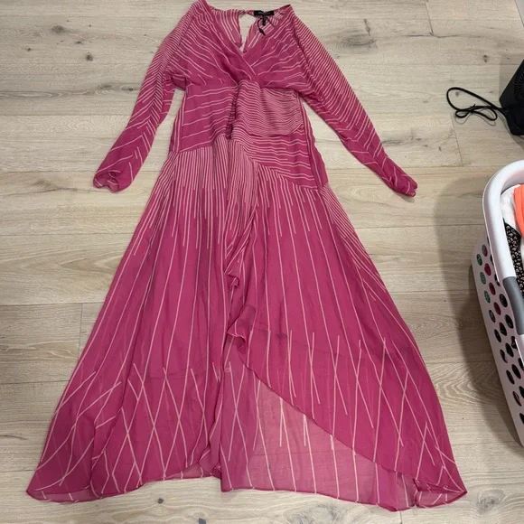 BCBGMaxazria linear high-low cocktail Dress in Ibis Rose color - Picture 4 of 10